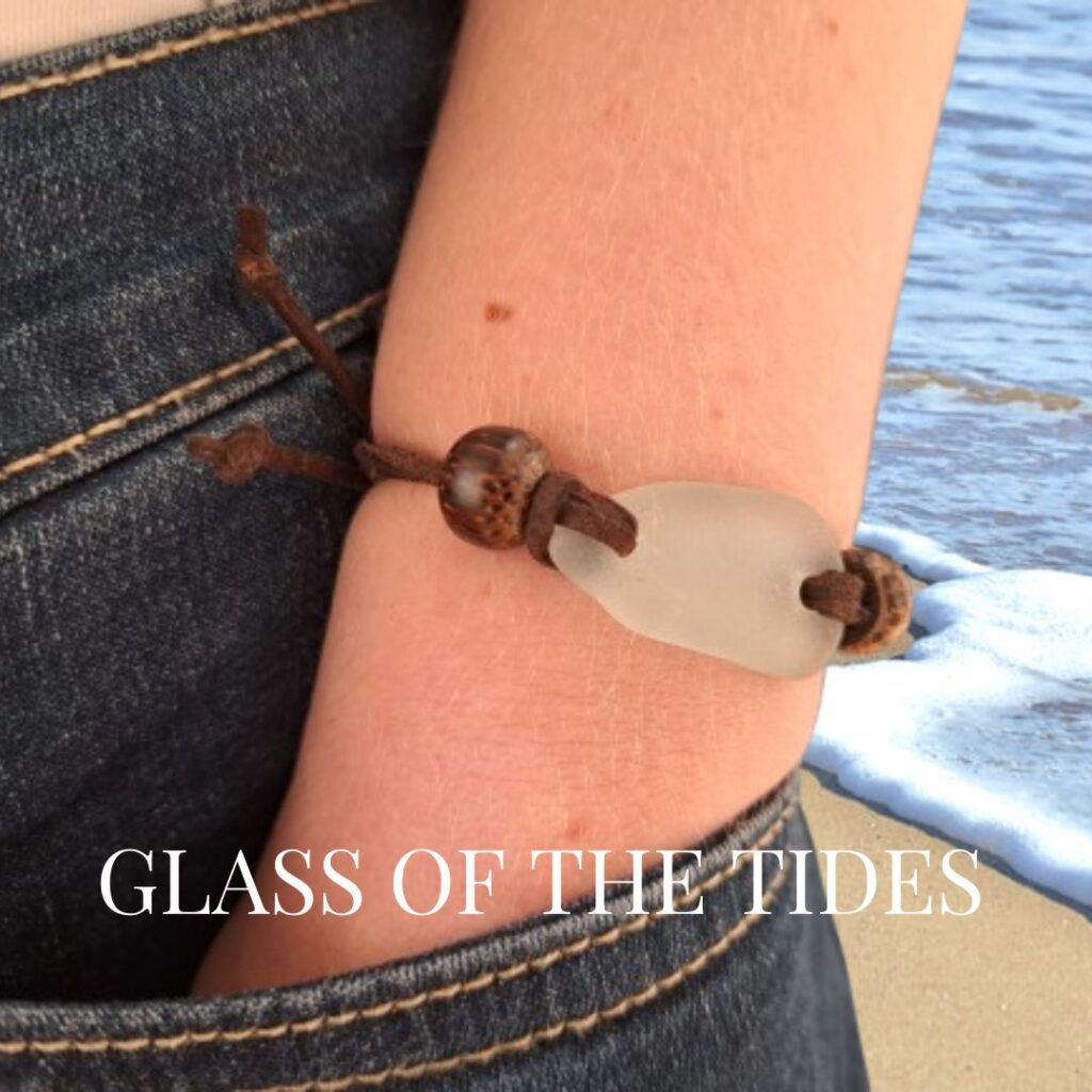 Glass of the Tides Zeeglas armband - Atelier Dynja